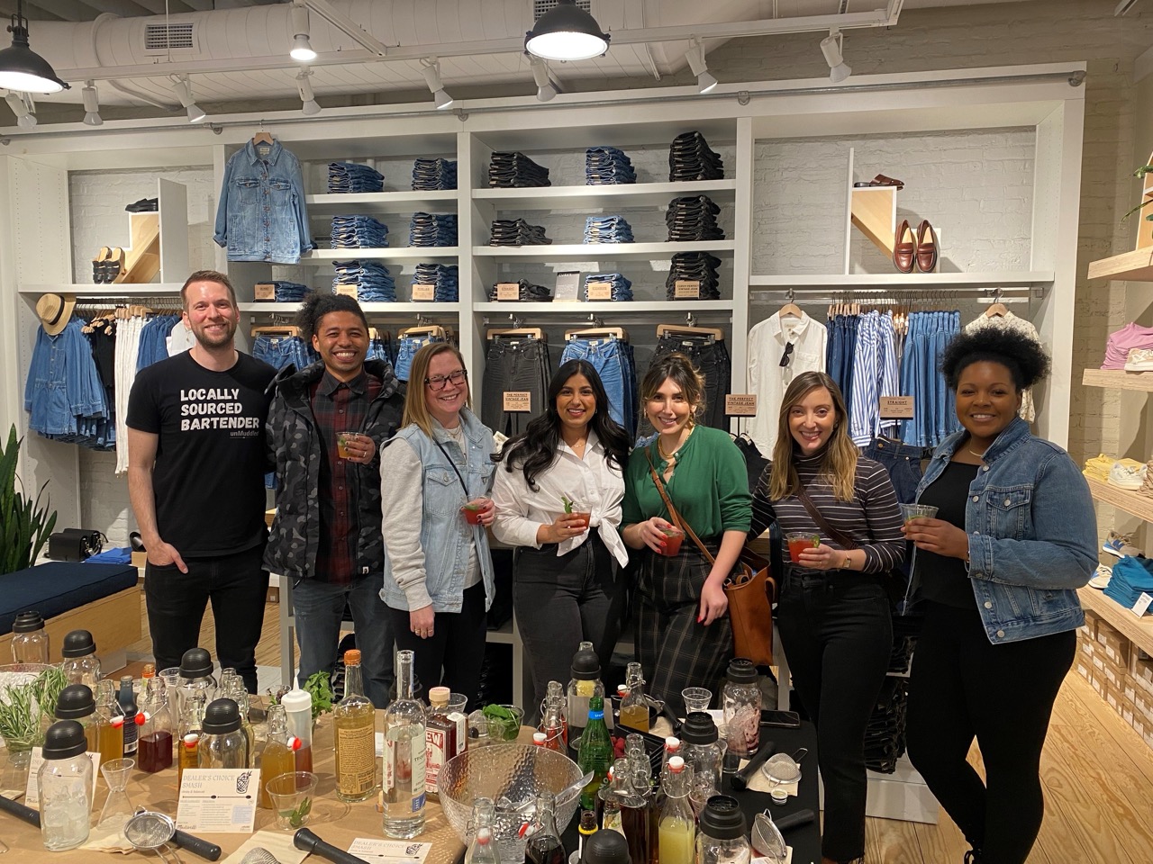 unmuddledbartendingco_mixology_classes_13