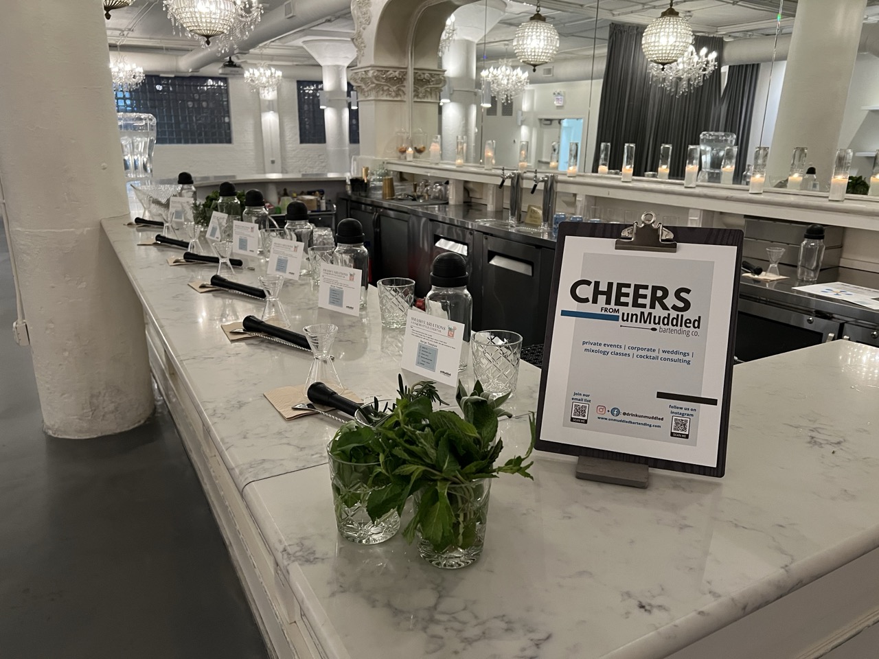 unmuddledbartendingco_mixology_classes_4