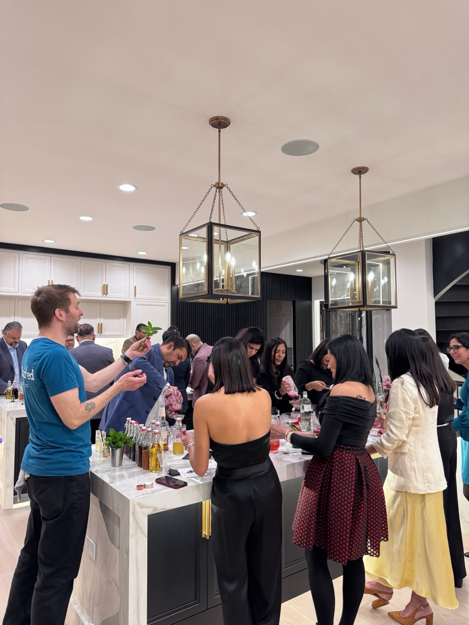 unmuddledbartendingco_mixology_classes_5